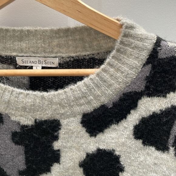 SEEN AND BE SEEN Leopard Print Crewneck Sweater with Color Pop Size L - Picture 3 of 6